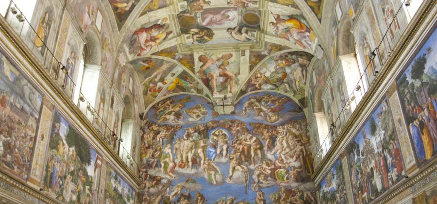 The Sistine Chapel. Image credit : www.theromanguy.com