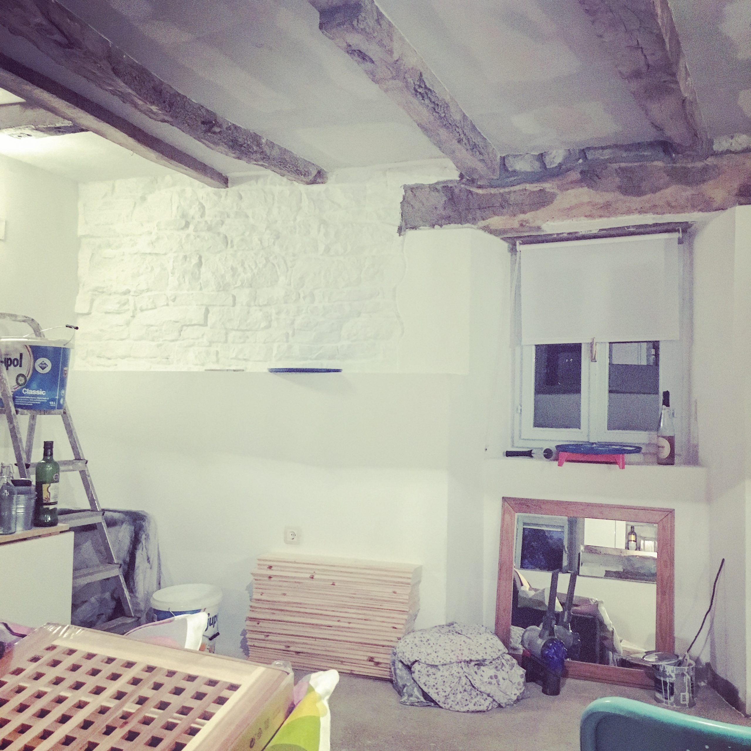 The start of the bare walls & ceiling turning white...